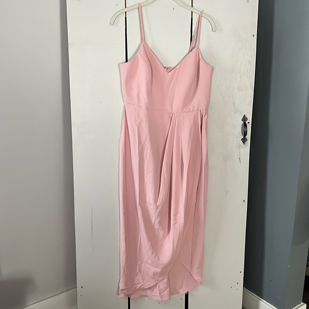 Lulus Reinette V Neck Midi Dress in Pink Size M